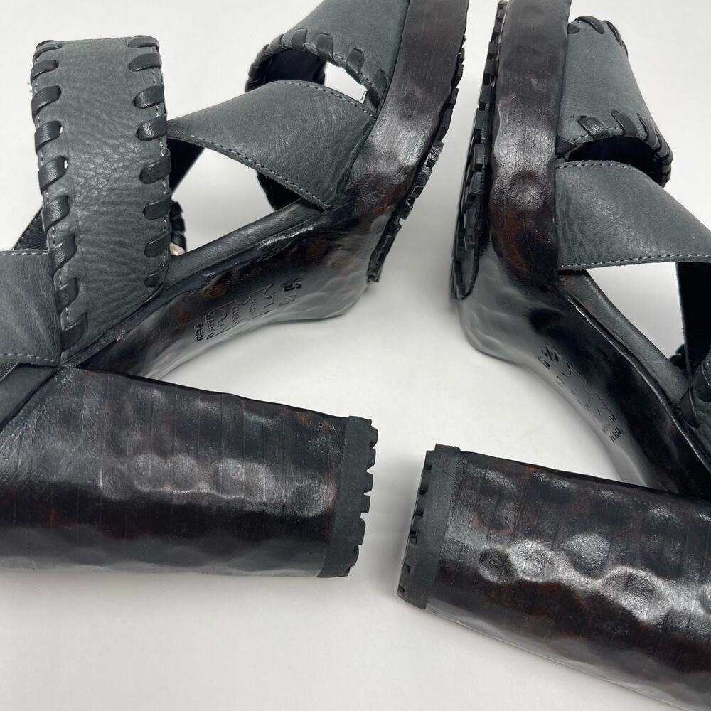 John Fluevog Tuggawar Hopscotch Black Strappy Heels (6.5) - Picture 10 of 13